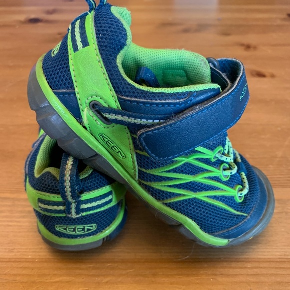 Size 10T Keen Sneakers